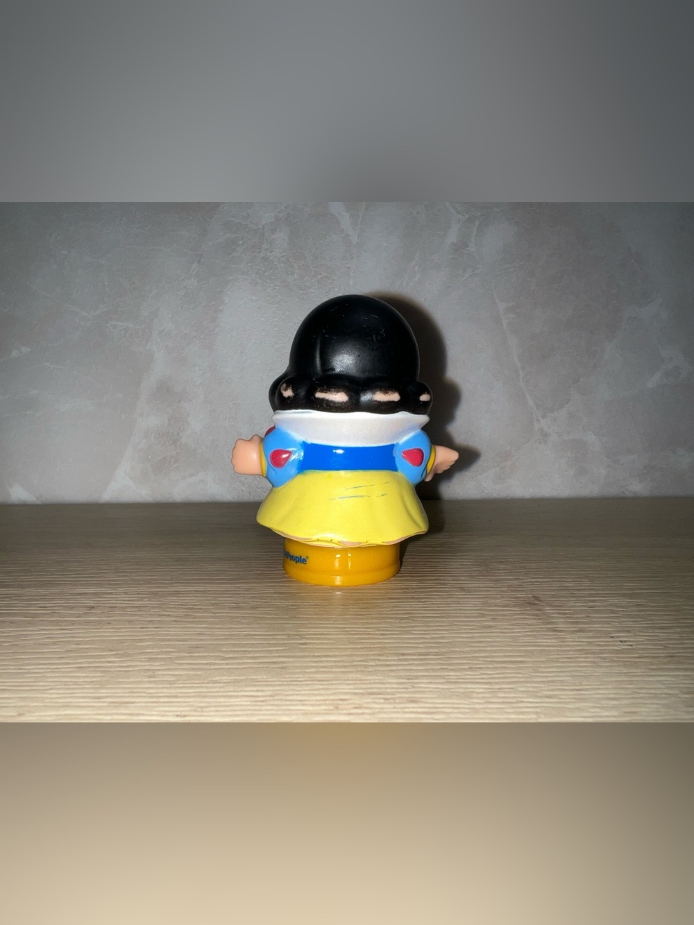 🍎 Fisher-Price Little People Disney Princess Snow White Figure | 3/$20 - Picture 2 of 3